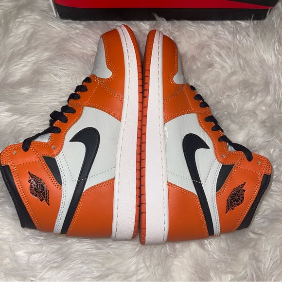 🏀 6.5 GS Nike Air Jordan 1 Retro High OG Shattered Backboard - Picture 4 of 9
